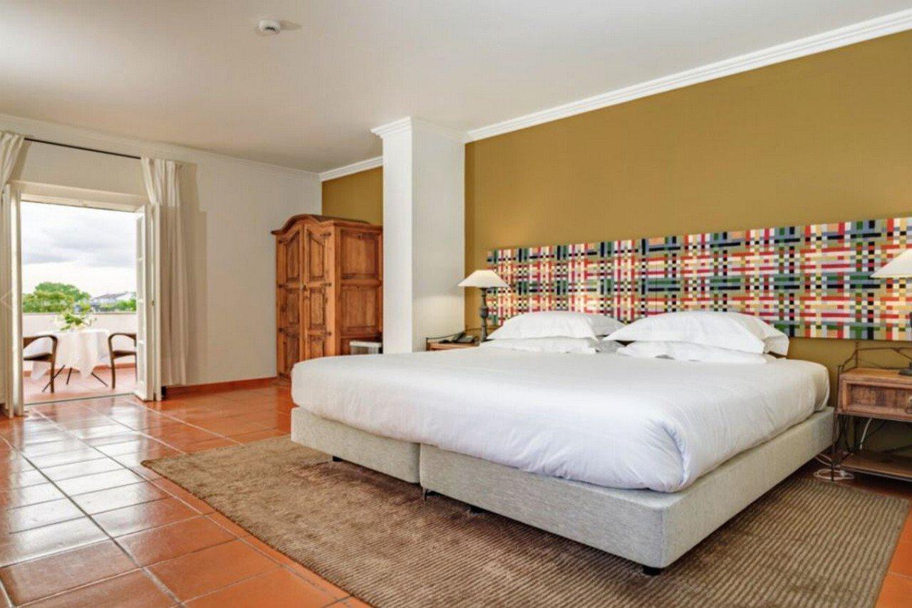 Adc - Albergaria Do Calvario - By Unlock Hotels Evora Ngoại thất bức ảnh