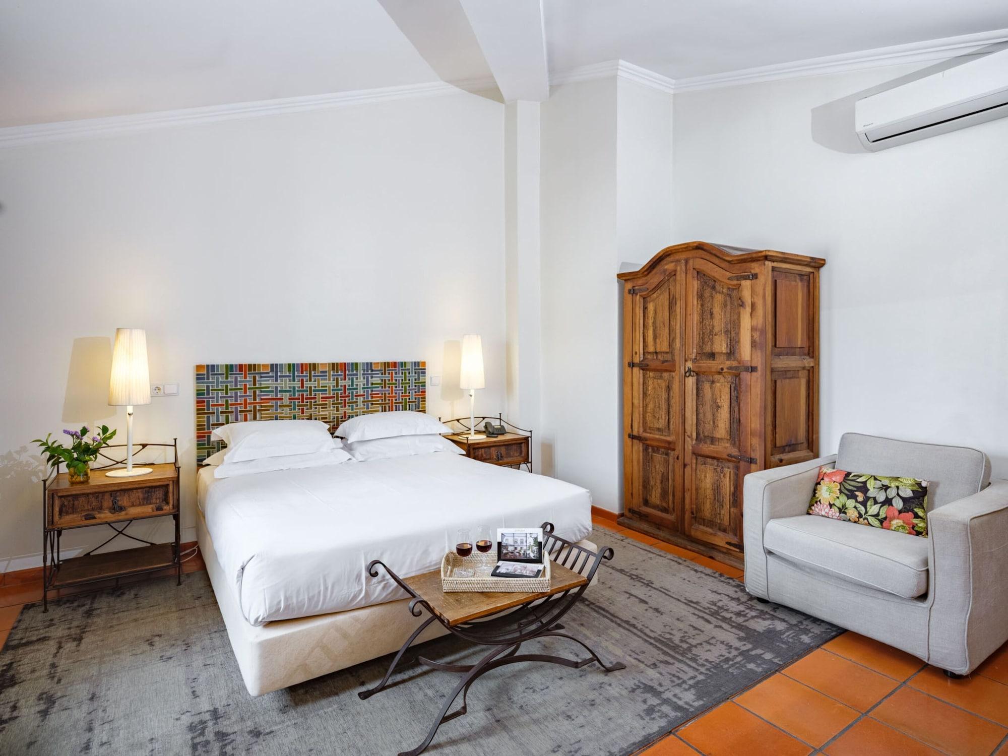 Adc - Albergaria Do Calvario - By Unlock Hotels Evora Ngoại thất bức ảnh